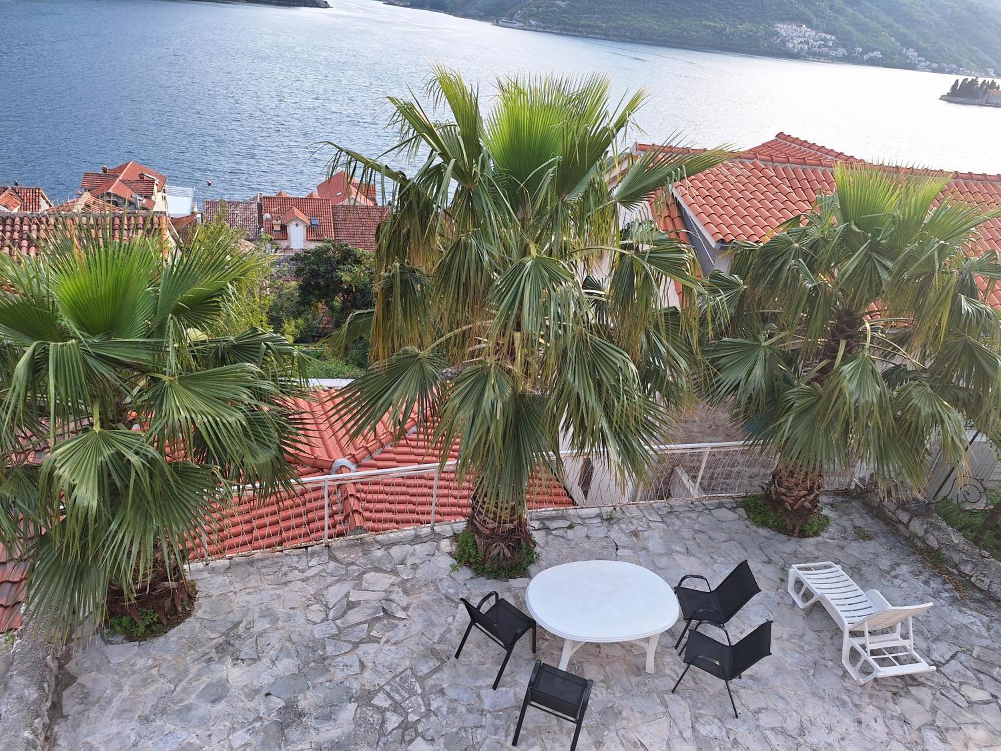 Forteca Home Perast Rom bilde